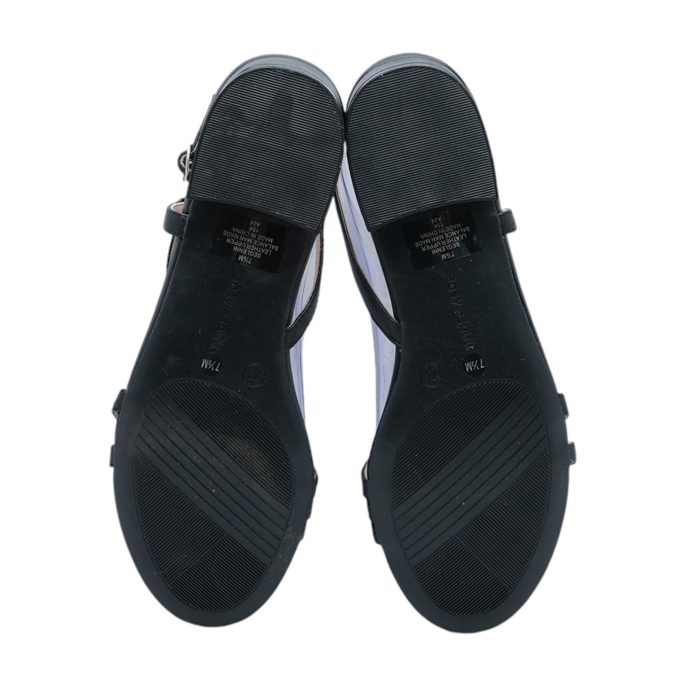 Black Flat Sandals