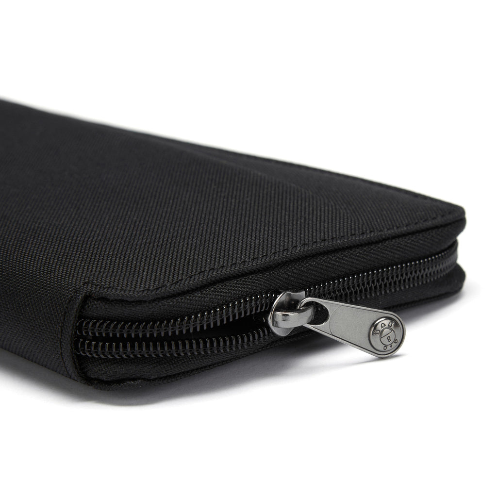Pacsafe RFIDsafe Travel Wallet