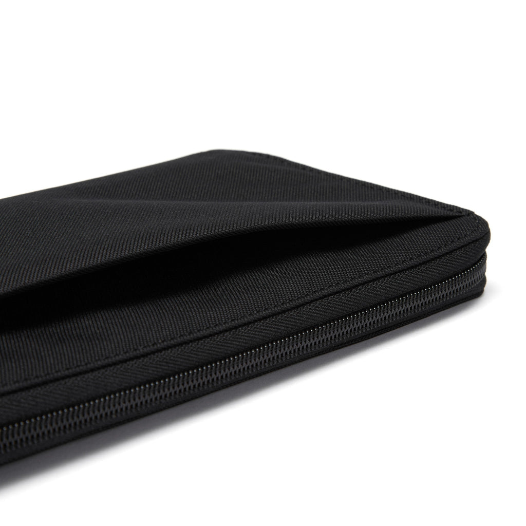 Pacsafe RFIDsafe Travel Wallet